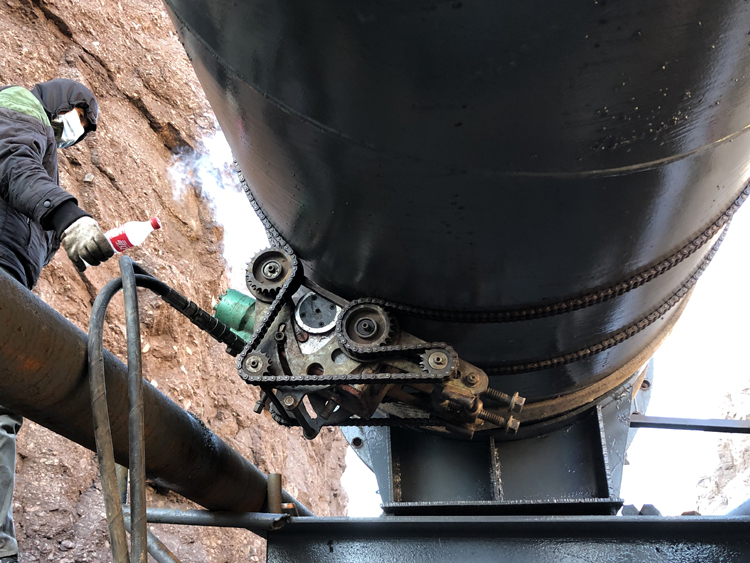 Máquina de corte a frio de tubos tipo corrente