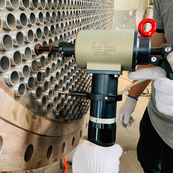 Máquina de revestimento de tubo trocador de calor